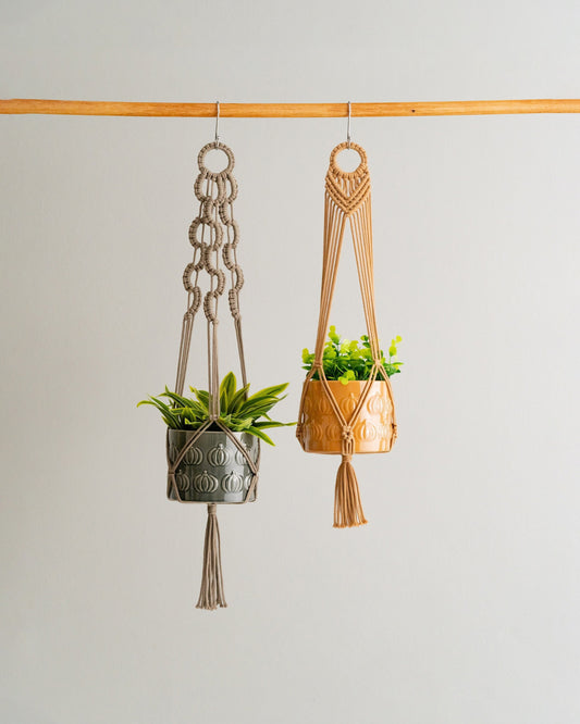 Macrame Plant Holder, Macrame Hanging, Tassel Hanger, Indoor Garden, Natural Decoration, Boho Home Decor, Hanging Pot, Macrame Planter I48