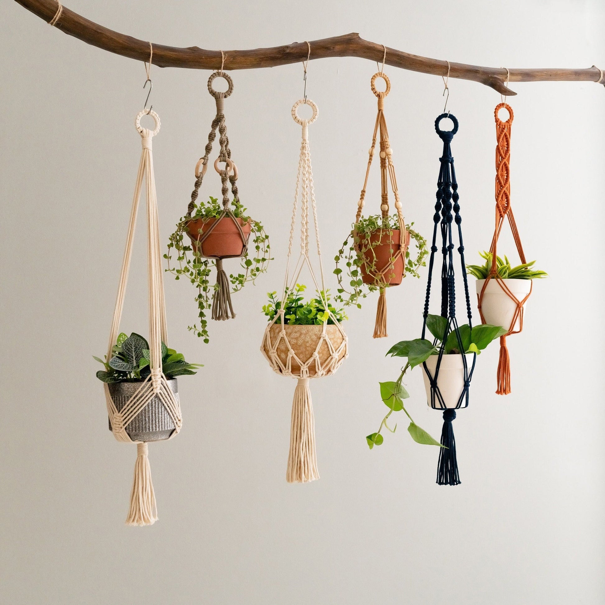 Tassel Plant Hanger, Macrame Home Decor, Planter Hanger, Plant Holders, Gift For Mom, Hanging Pot, Garden Lover, Scandinavian Style I68