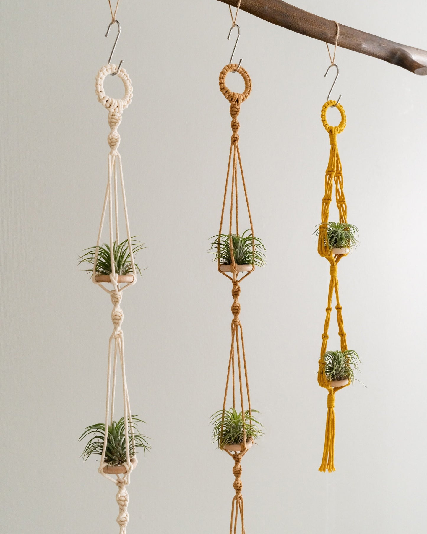 Boho Airplant Holder, 3 Tiers Plants Hanger, Mini Pot Holder, Macrame Airplant Hanger, Triple Plants Hanger, Plant Holder Outdoor I79